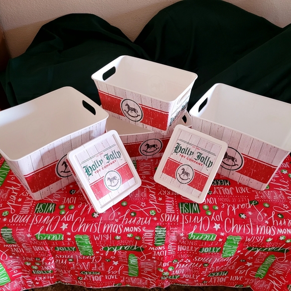 Holly Jolly Toy Company 8 Piece Christmas Totes and Boxes - Picture 3 of 6